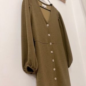 madewell olive green button down balloon sleeve dress